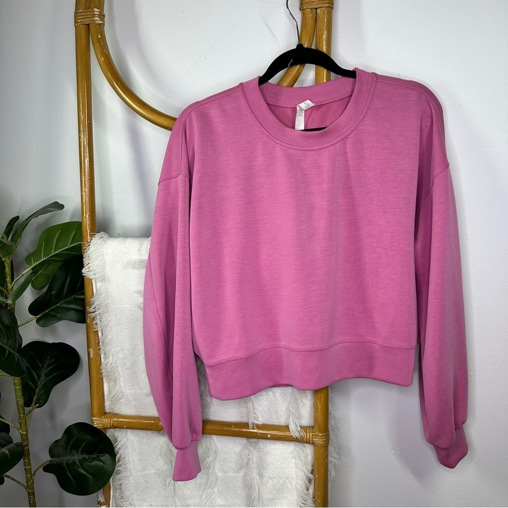 Lululemon Pink Softsreme Perfectly Oversized Cropped Crewneck sz 6